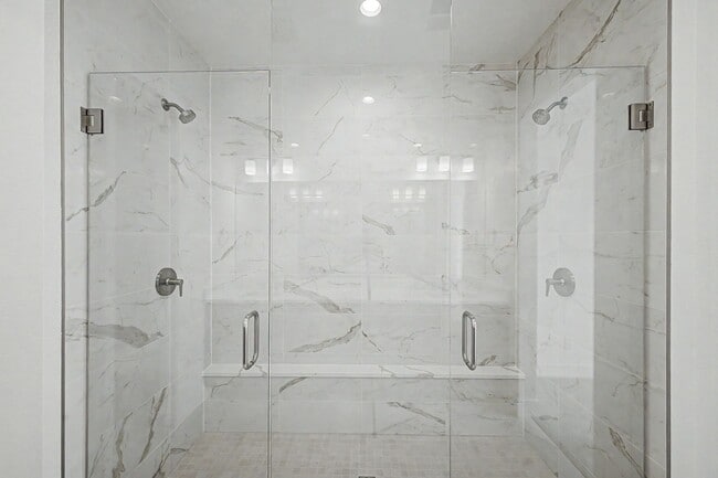 Building Photo - 689 Saddle Dr