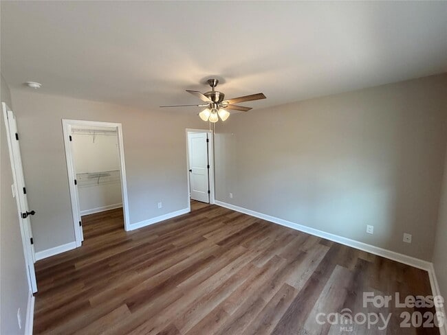 Building Photo - 1296 Micol Rd