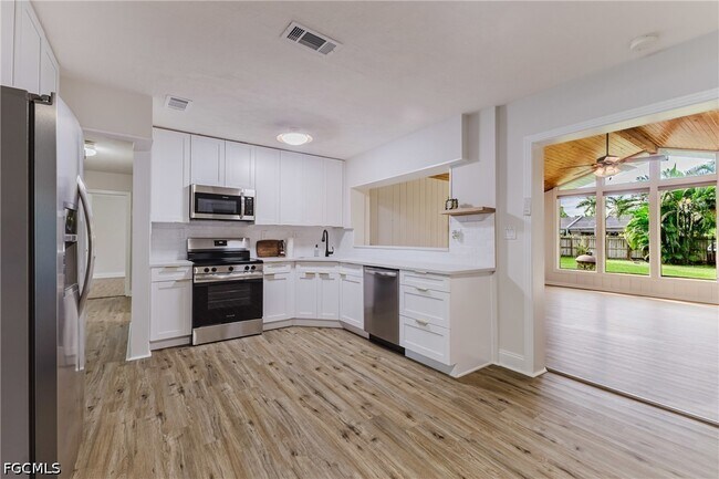 Building Photo - 1310 La Faunce Way