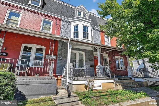 Building Photo - 147 E Liberty St