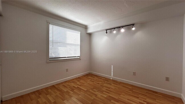 Building Photo - 2575 SW 27th Ave