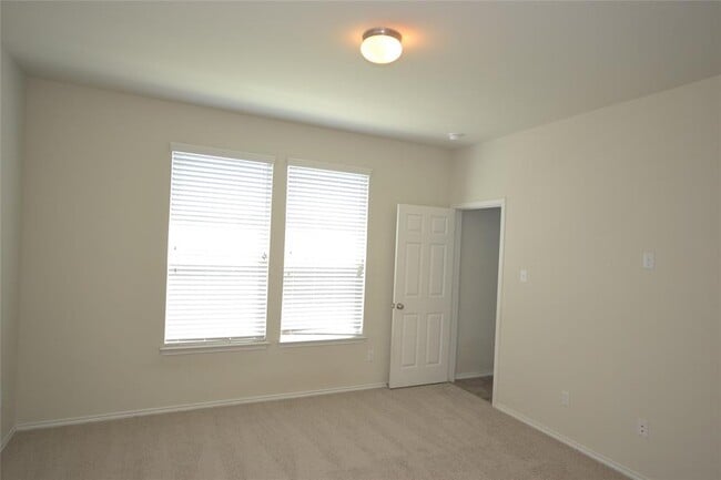 Building Photo - 104 Sierra Mar Lp