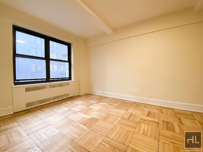 Building Photo - EAST 56 STREET