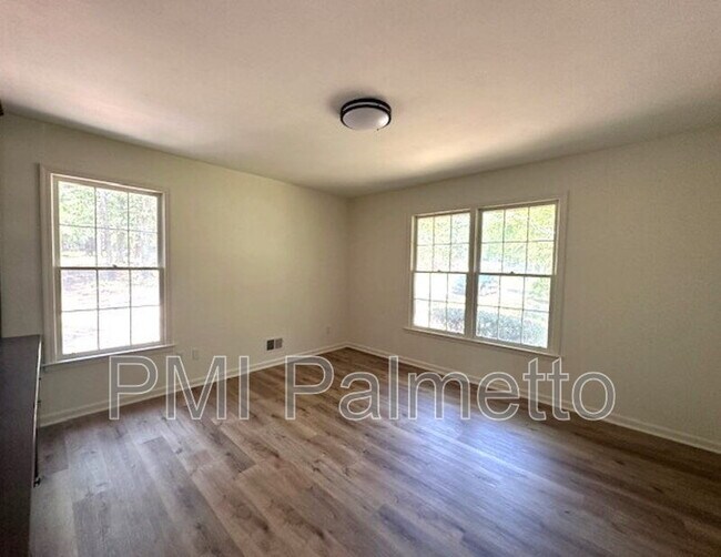 Building Photo - 222 Indian Creek Cir