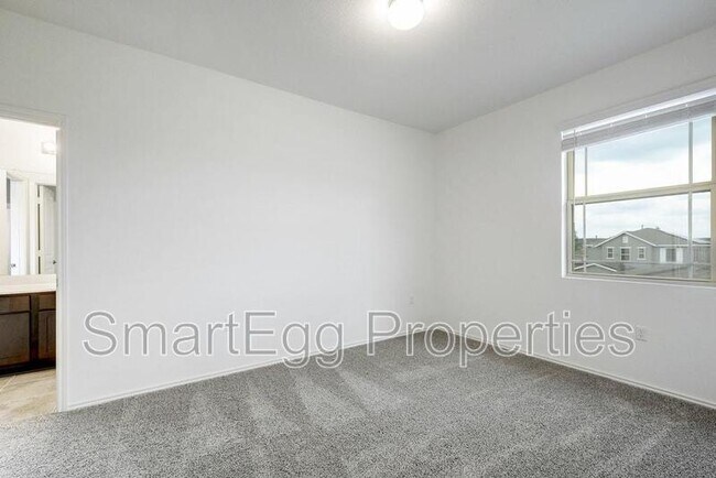 Building Photo - 1103 Diggy Dr