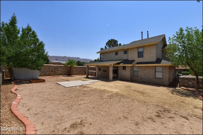 Building Photo - 695 Bluff Canyon Cir