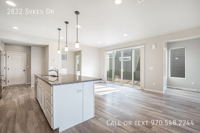 Building Photo - 2832 Sykes Dr