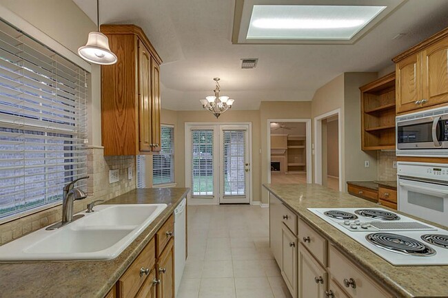 Building Photo - 50 Vista Cove Dr