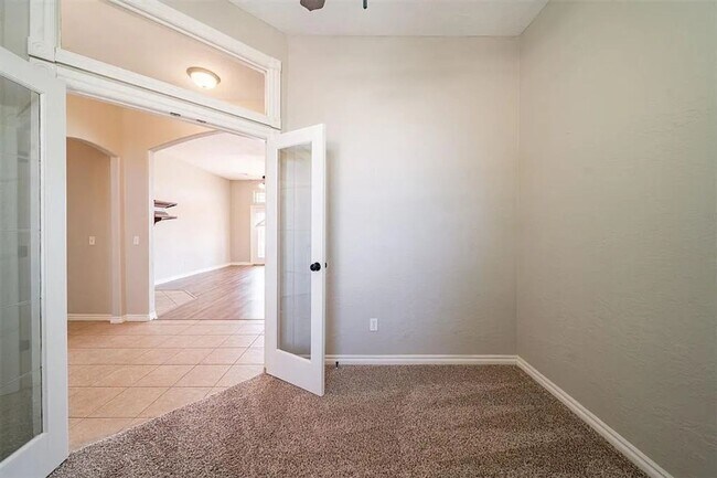 Building Photo - 1105 Kelsi Dr