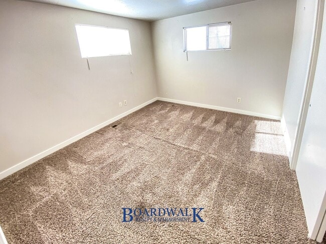 Building Photo - 325 Baird Cir