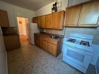 Building Photo - 2 bedroom in BRONX NY 10468