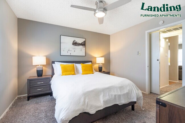 Building Photo - 16100 Henderson Pass