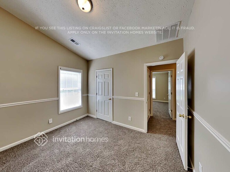 Building Photo - 590 Lendl Ln