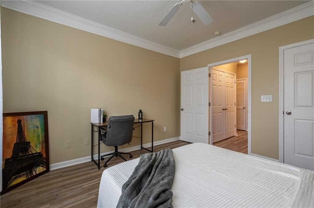 Building Photo - 400 17th St NW