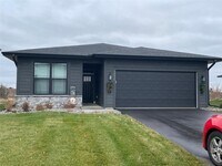 Building Photo - 10427 Robinwood Ct