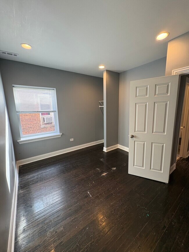 Building Photo - 7025 S Chappel Ave