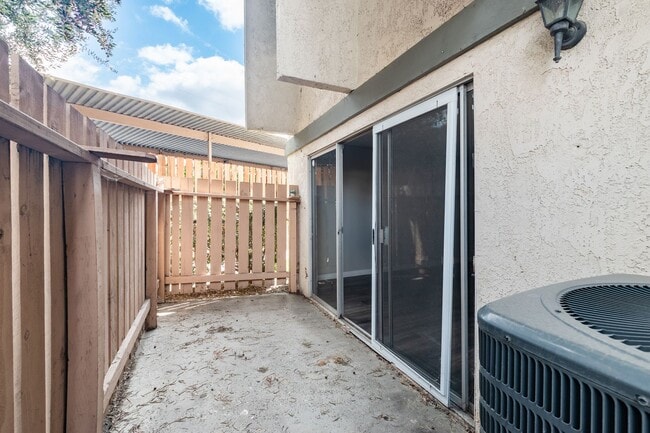 Building Photo - 2 bed 1 bath unit in Hacienda Heights, CA 91745