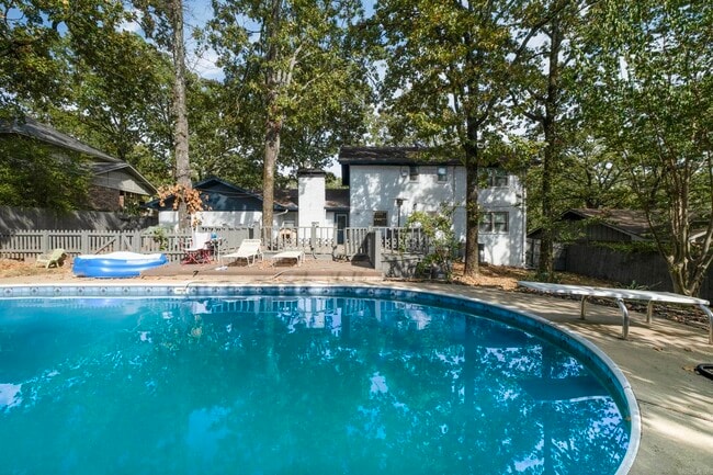 Building Photo - 7109 Sequoyah Ln
