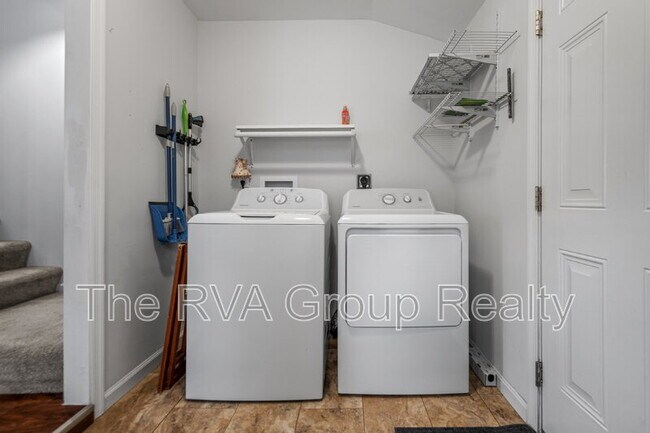 Building Photo - 2517 Haden Ave