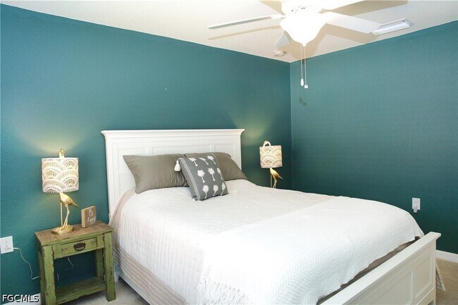 Building Photo - 13730 Julias Way