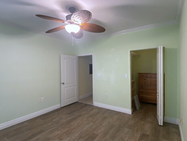 Building Photo - 2755 Via Capri