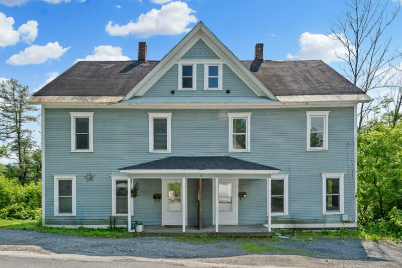 Primary Photo - 17 Sibley Ave