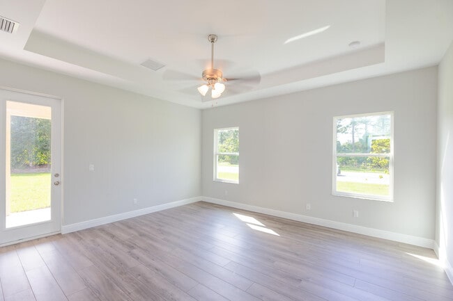 Building Photo - 3882 SW Ridley St