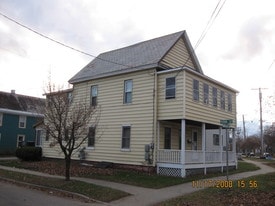 Building Photo - 125 Manhattan Dr