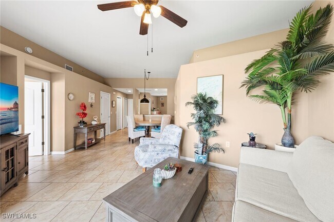Building Photo - 12141 Summergate Cir