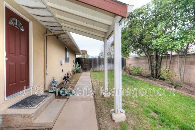 Building Photo - 2000 Belcot Rd