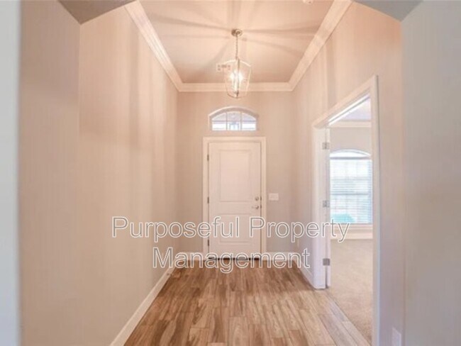 Building Photo - 12037 Ashford Dr