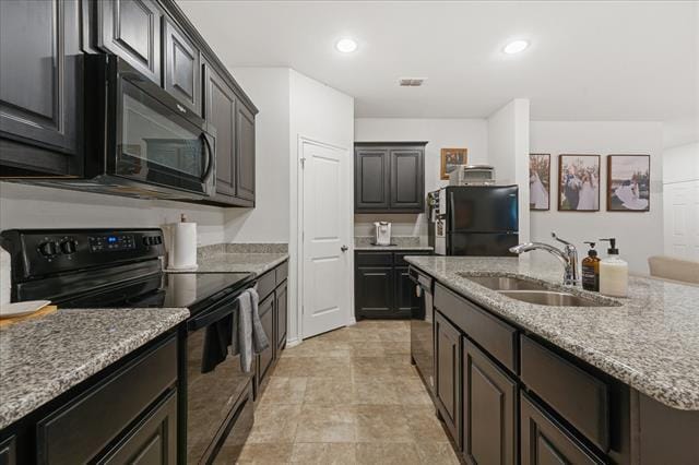 Building Photo - 585 Concho St