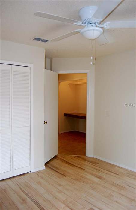 Building Photo - 2832 Oak Shore Rd