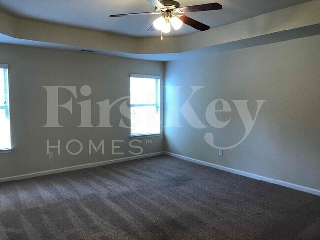 Building Photo - 948 Spanish Moss Tr