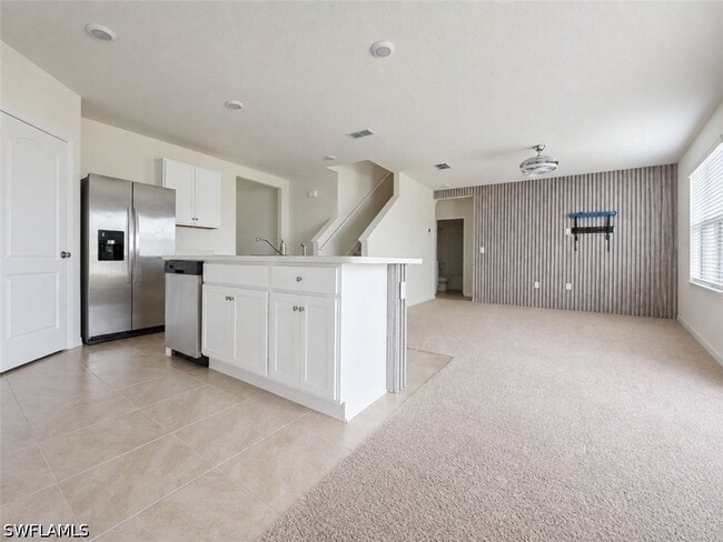 Building Photo - 2736 Dumont Ln
