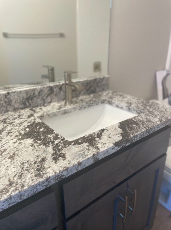 Building Photo - 205 Lakewood Rd