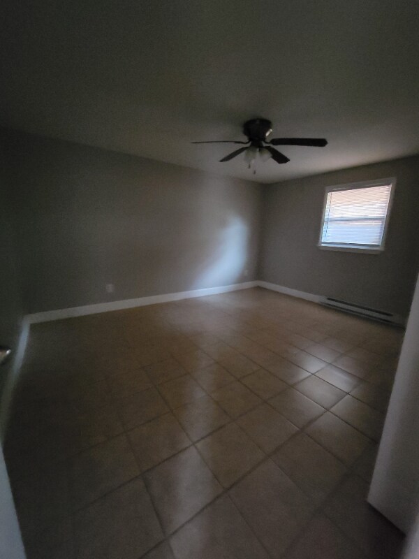 Building Photo - 303A Culbreth Ave