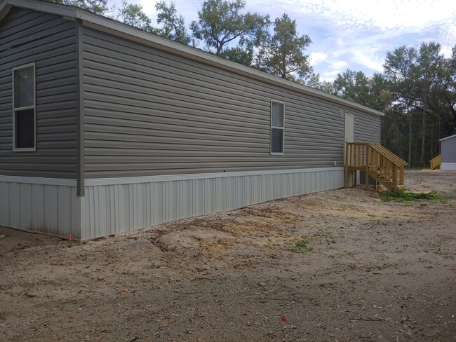 Building Photo - 2-bedroom/2-bathroom home in Archer