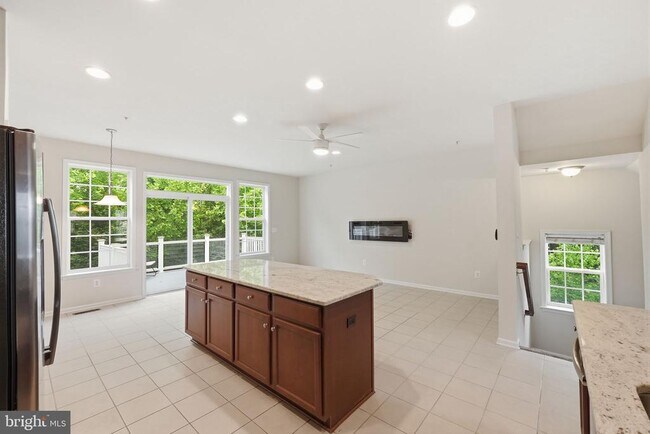 Building Photo - 4827 Forest Pines Dr