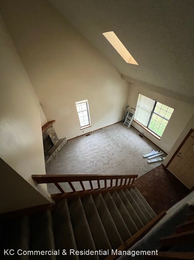 3 br, 1.5 bath House 11031 N Oak Trfy 11031 N Oak Trafficway Kansas City MO 64155