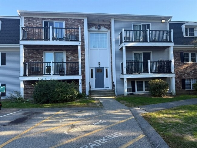 Primary Photo - 3 Chapel Hill Dr