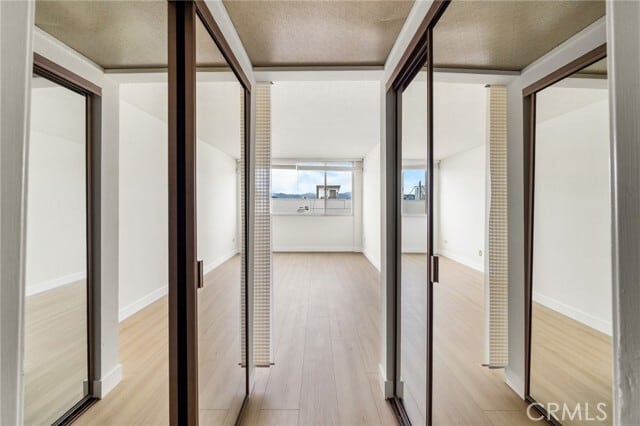 Building Photo - 401 La Fayette Park Pl