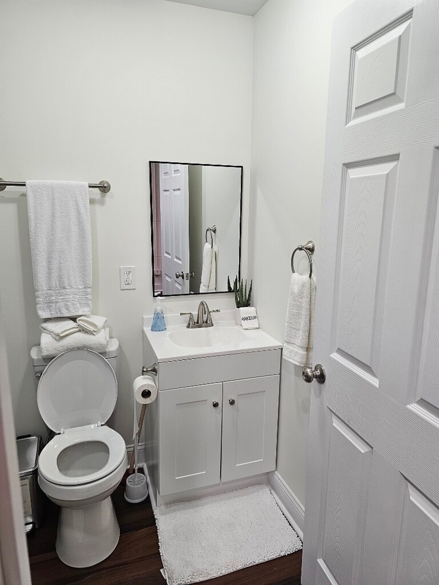 Building Photo - 107 David St