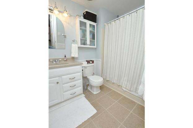 Building Photo - 3202B Limestone Way