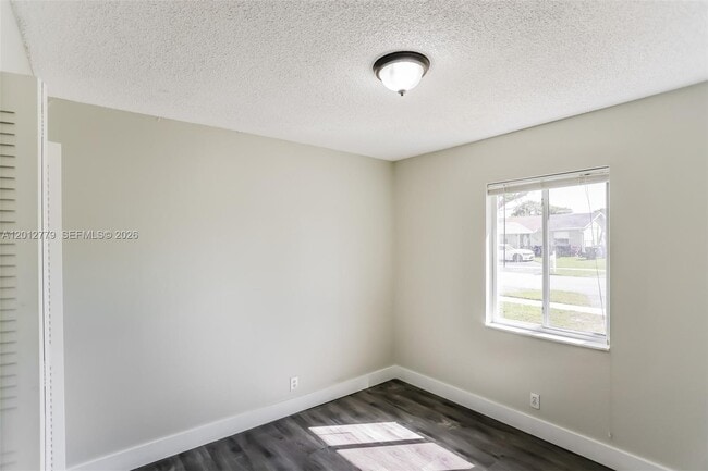 Building Photo - 7801 SW 6th Ct
