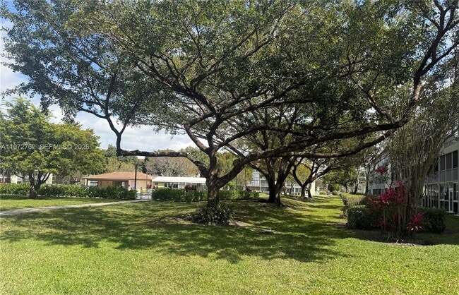 Building Photo - 13255 SW 9th Ct