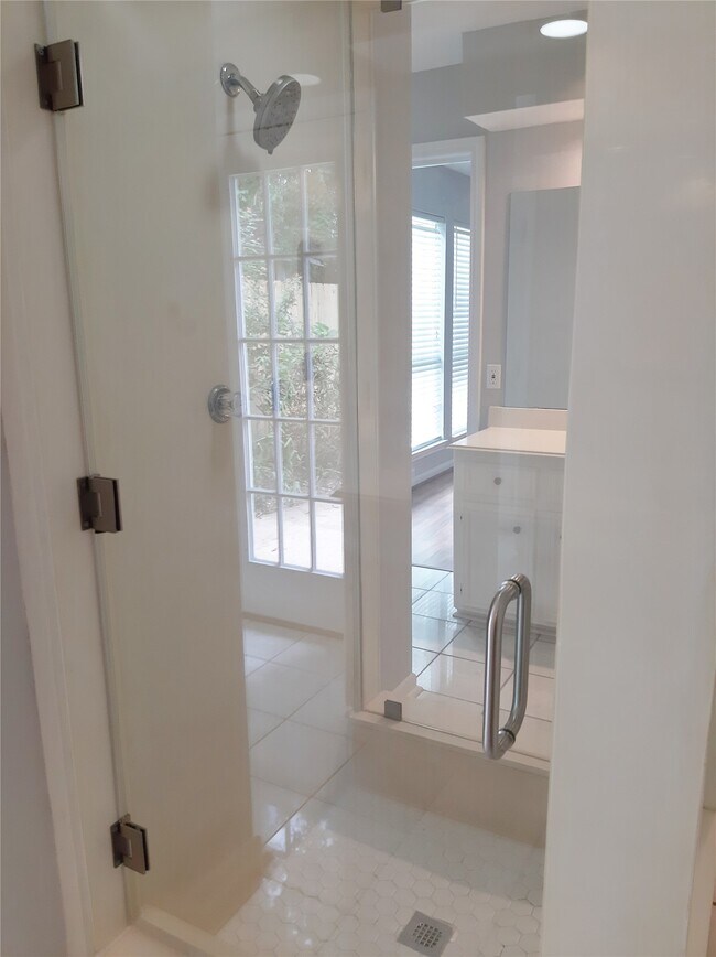 Building Photo - 1706 Calveryman Ln