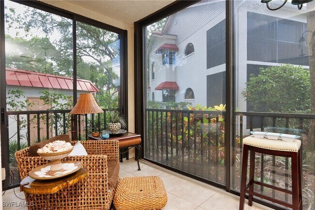 Building Photo - 563 Serendipity Dr