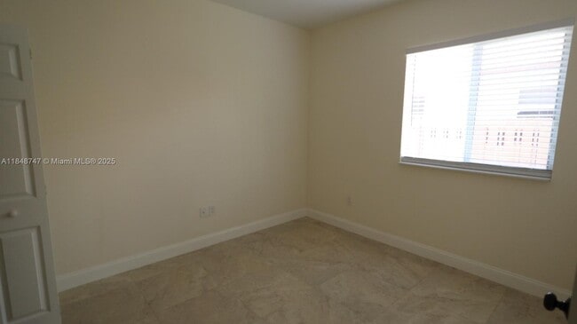 Building Photo - 16476 SW 76th St