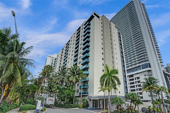 Building Photo - 4001S S Ocean Dr
